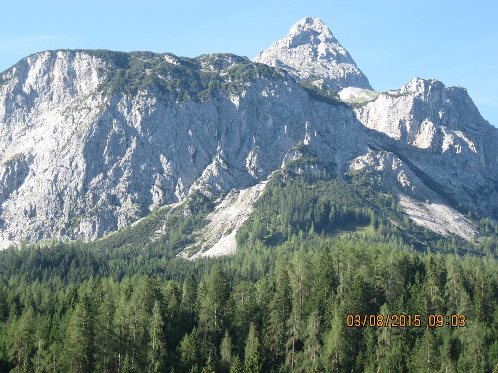 Gaestehaus Schoeneweiss Ehrwald Dış mekan fotoğraf